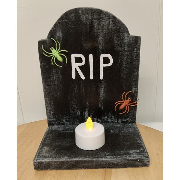 Handcrafted Halloween Decor Wooden RIP Tombstone 7 in. - Picture 1 of 4